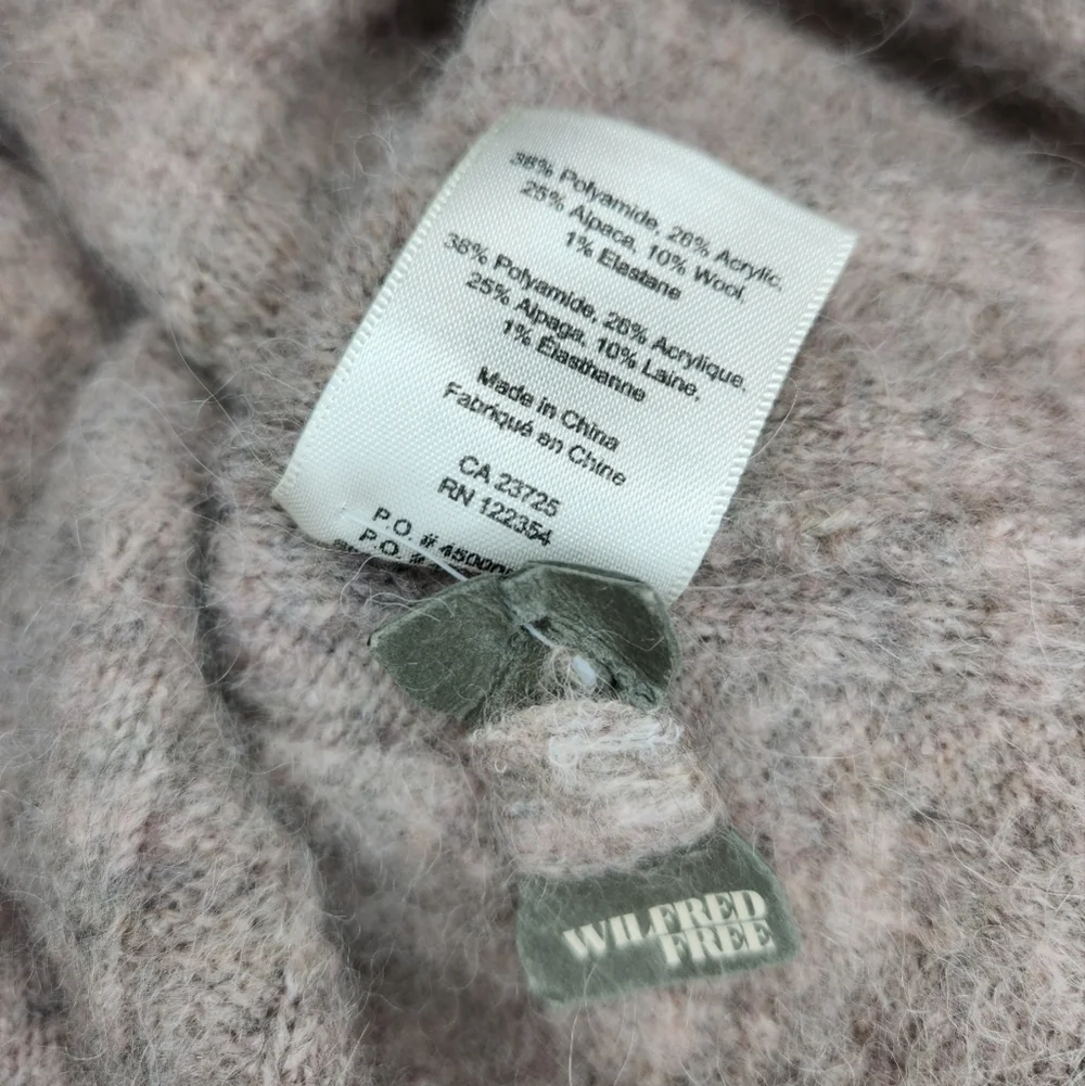 Wilfred Aritzia Wool Knit Sweater - Picture 8 of 9